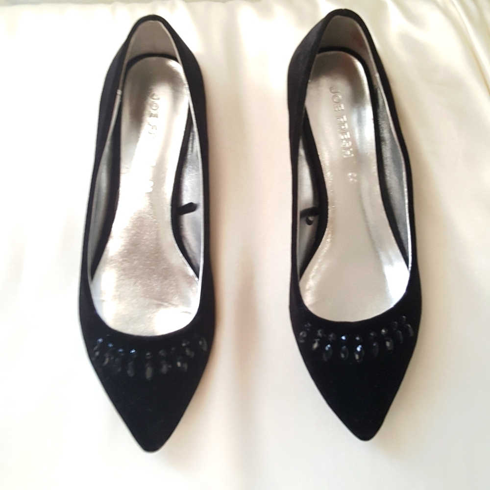 NWOT Joe Fresh size 8 velvet flats